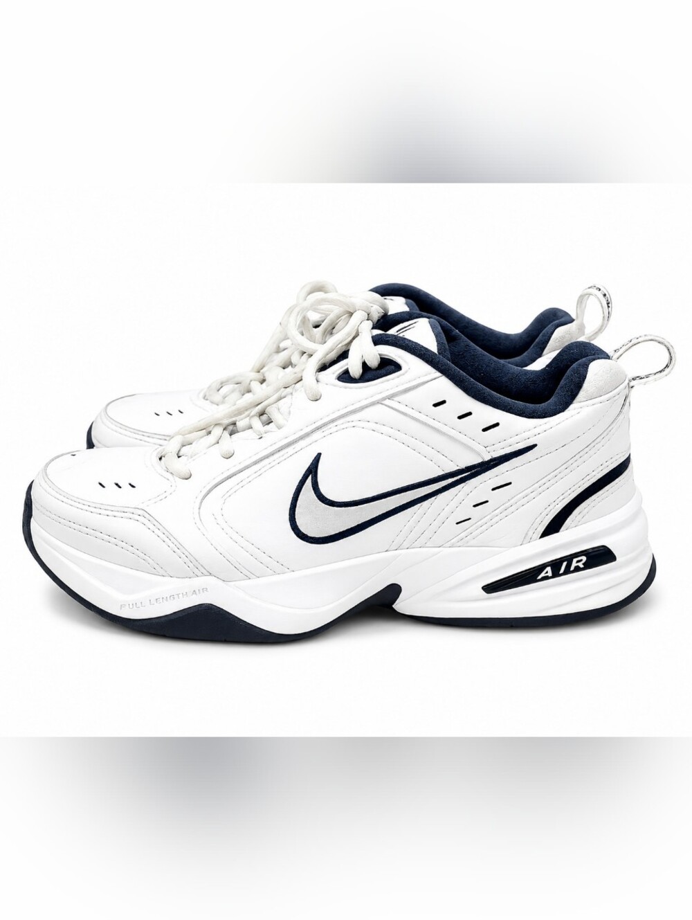 Nike Air Monarch IV Men’s Size 7 White Navy Leather Walking Training Shoes